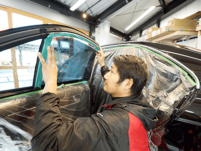 ウインドウフィルム施工